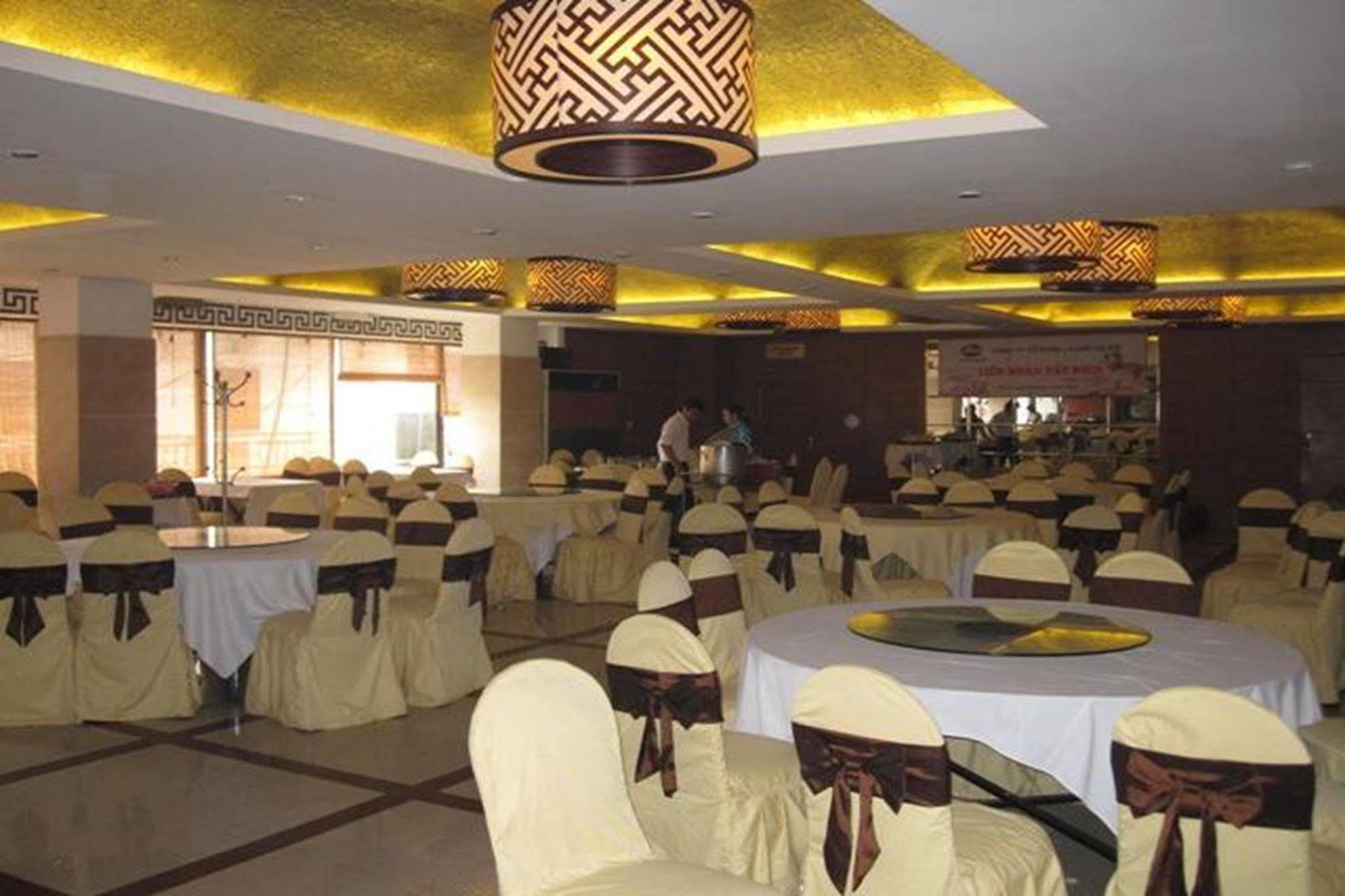 Oasis Hanoi Hotel Zewnętrze zdjęcie