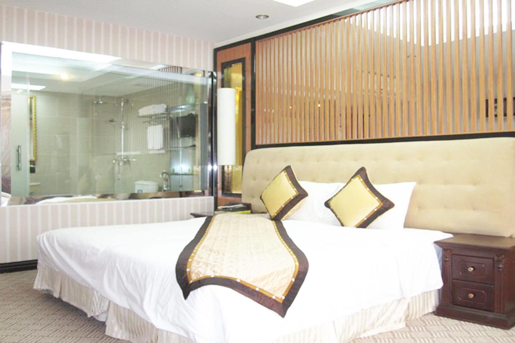 Oasis Hanoi Hotel Zewnętrze zdjęcie